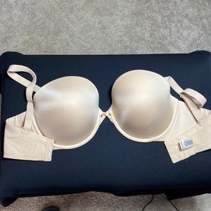 WACOAL STRAPLESS PUSHUP BRA WITH REMOVABLE STRAPS 38D NEW WOT